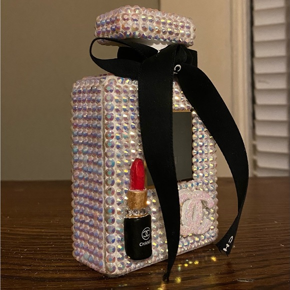 Unicorn Chanel Perfume Bottle - Picture 2 of 13